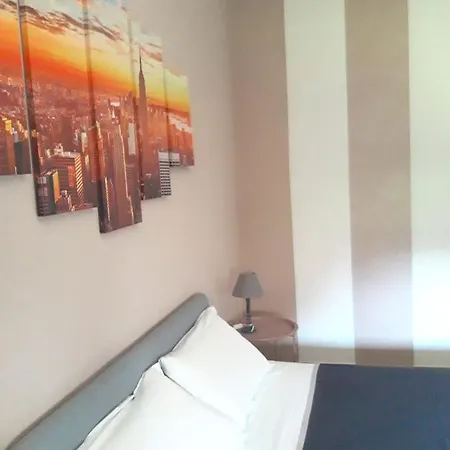 Stanza Vacanza Confortevole In Ad Un Passo Dal Mare *